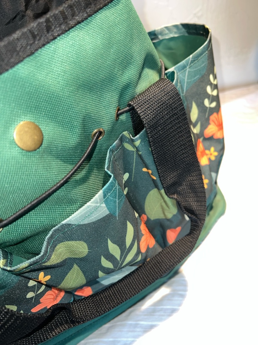 Green Floral Utility Organizer Expandable Tote by GeeDuo Garden Tools - Picture 13 of 16